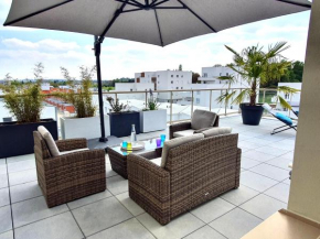 ViaSilvaDoma : Metro, Parking, Terrasse
